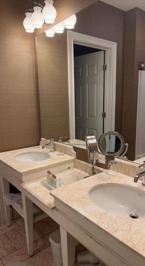 Rocky River Inn New Milford Ngoại thất bức ảnh